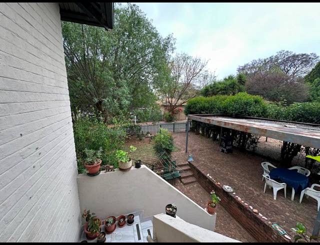 2 BEDROOM APARTMENT FOR SALE IN LAKESIDE